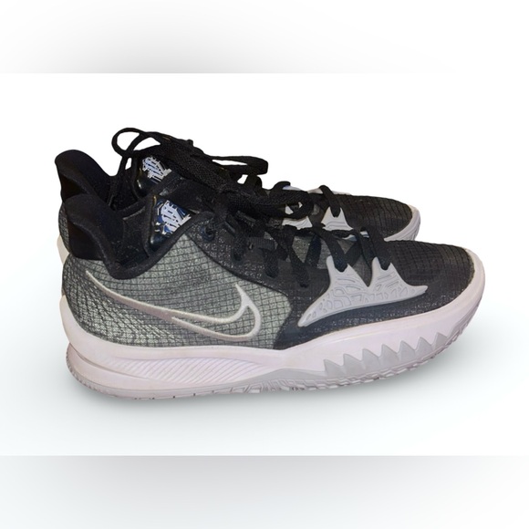 Nike Kyrie 4 Low TB Shoes Black and Grey Size Men’s 7.5